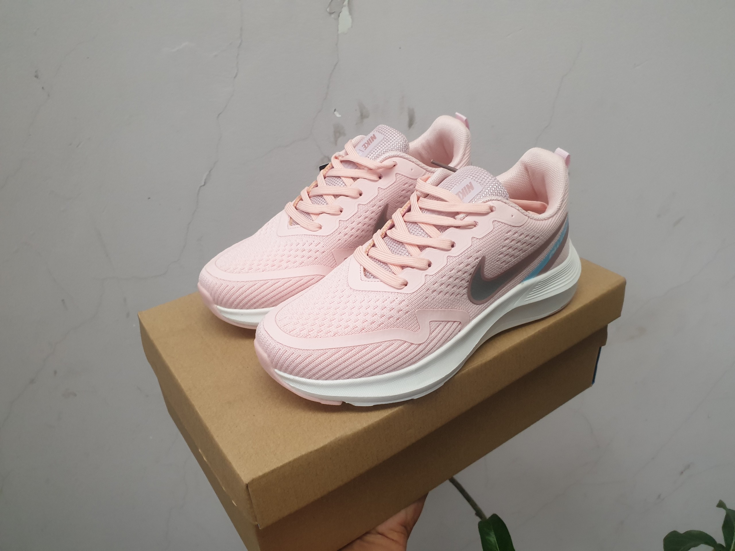 Giày Nike Zoom 2 hồng phấn