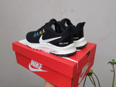 Giày Nike Zoom 04 đen trắng