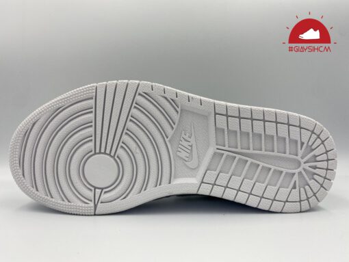 Giày Nike Air Jordan 1 Paris Low replica