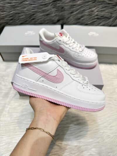 Sỉ Giày Nike Air Force 1 Valentines Day 2022 Replica